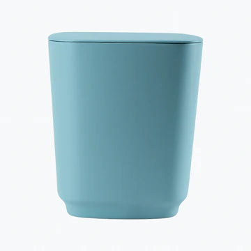 Botes de Basura Modernos y Funcionales