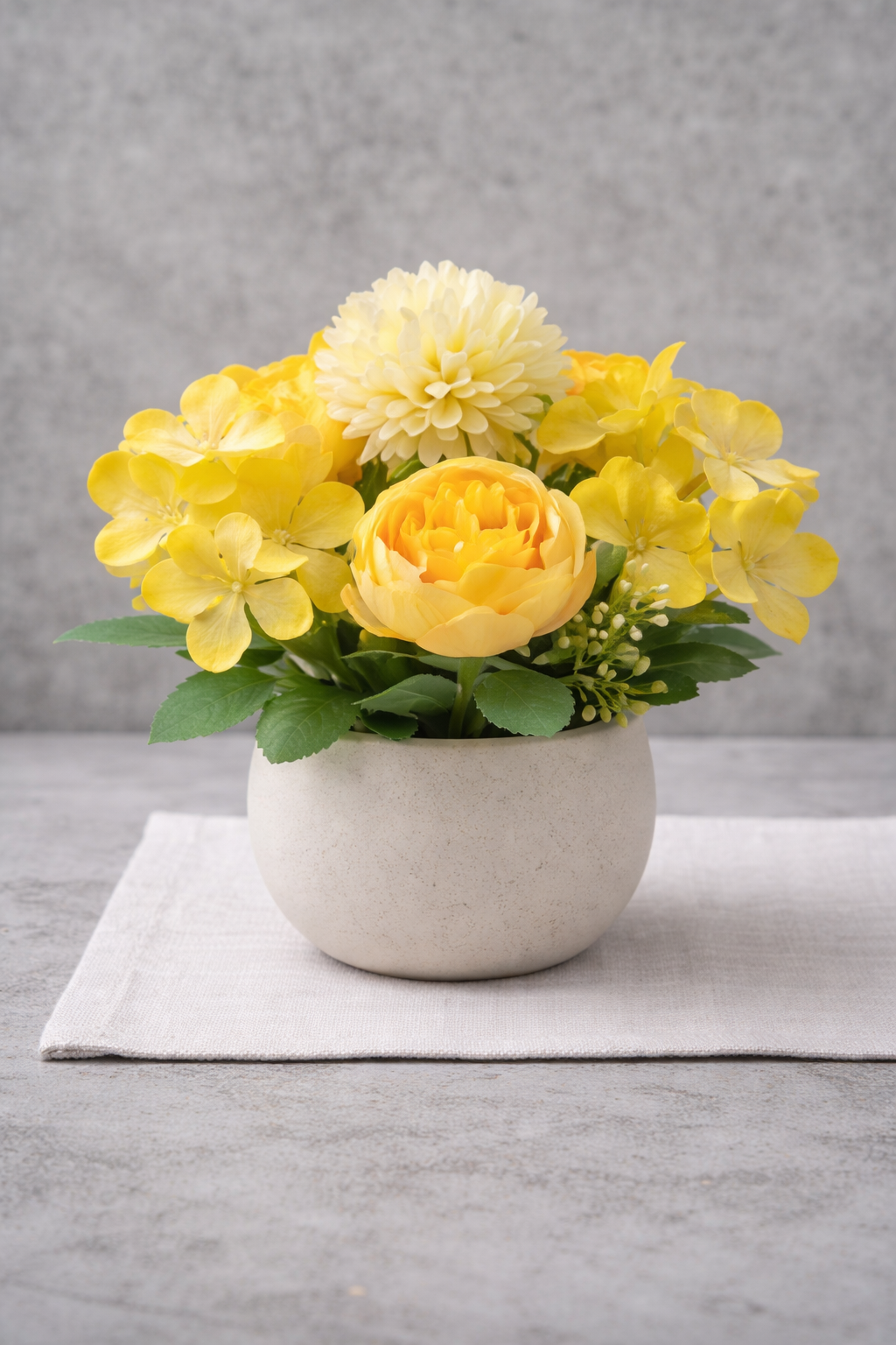 Maceta Decorativa con Flores Artificiales