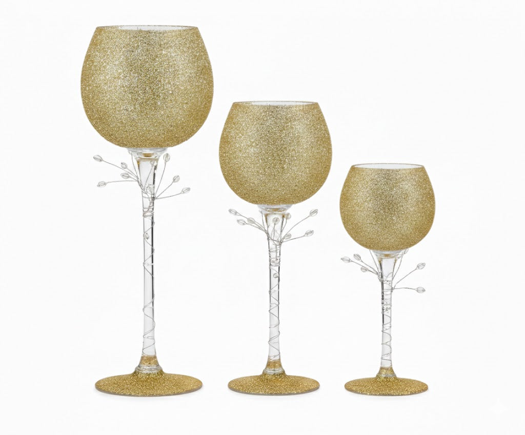 Set de Candelabros – Elegancia y Ambiente Cálido