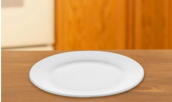 Plato blanco de ceramica