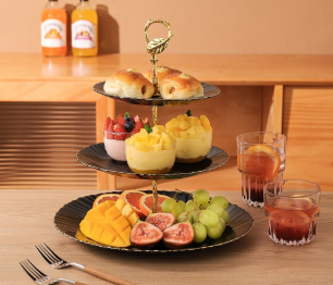 Platos para pastel lInea oro negro - 7.5"