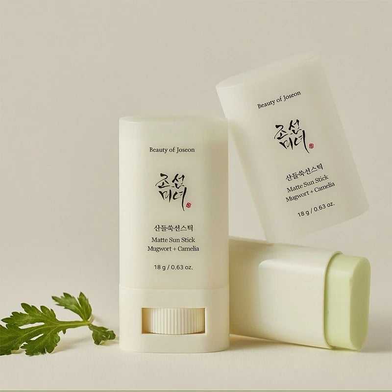 [ BEAUTY OF JOSEON ] Matte Sun Stick: Mugwort + Camelia – 18g 🌿☀️
