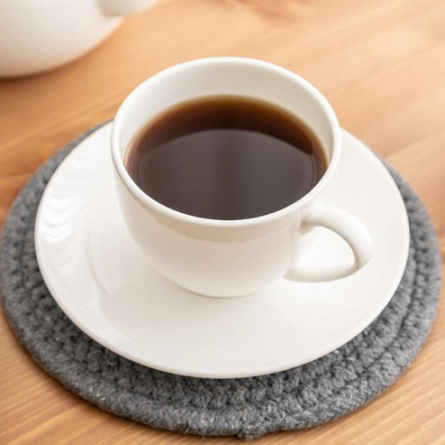 Set de taza y plato de cerámica | 9.5 × 5.9 cm (taza) / 15.8 cm (plato) – Modelo CRM-XYTC013