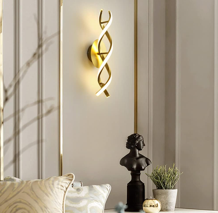 Lámpara de Pared LED Moderna – Diseño Espiral Dorado