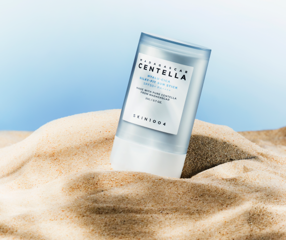 [ SKIN1004 ] MADAGASCAR CENTELLA HYALU-CICA SILKY-FIT SUN STICK 20G