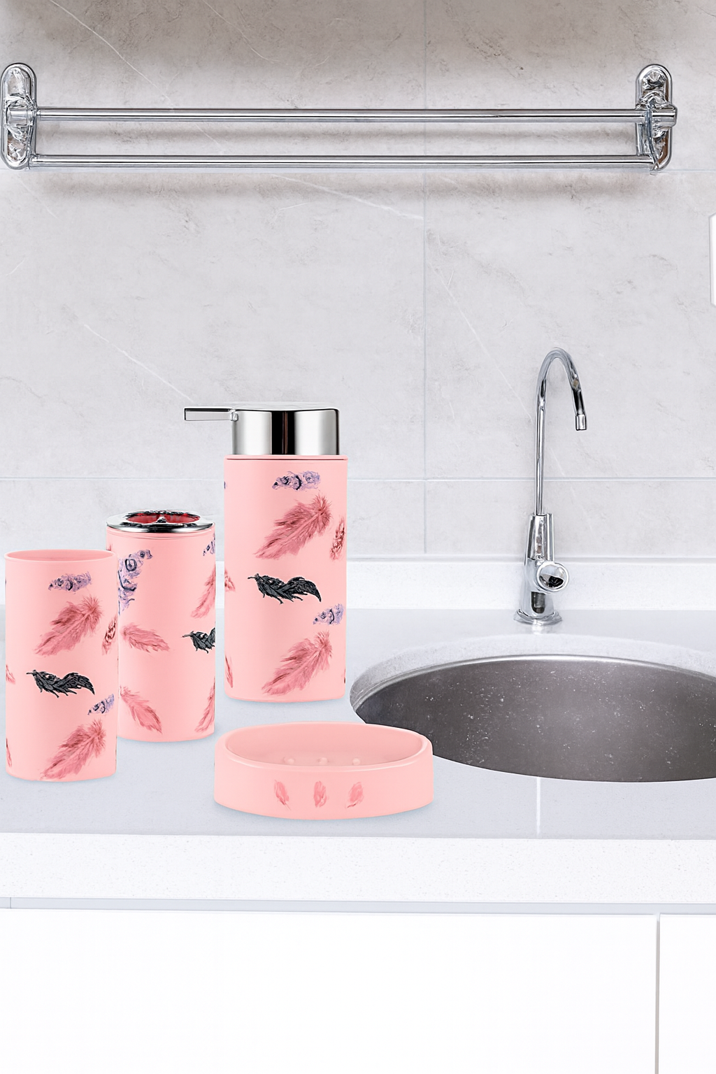 Set de Baño Flamingo & Feathers – 6 Piezas Decorativas