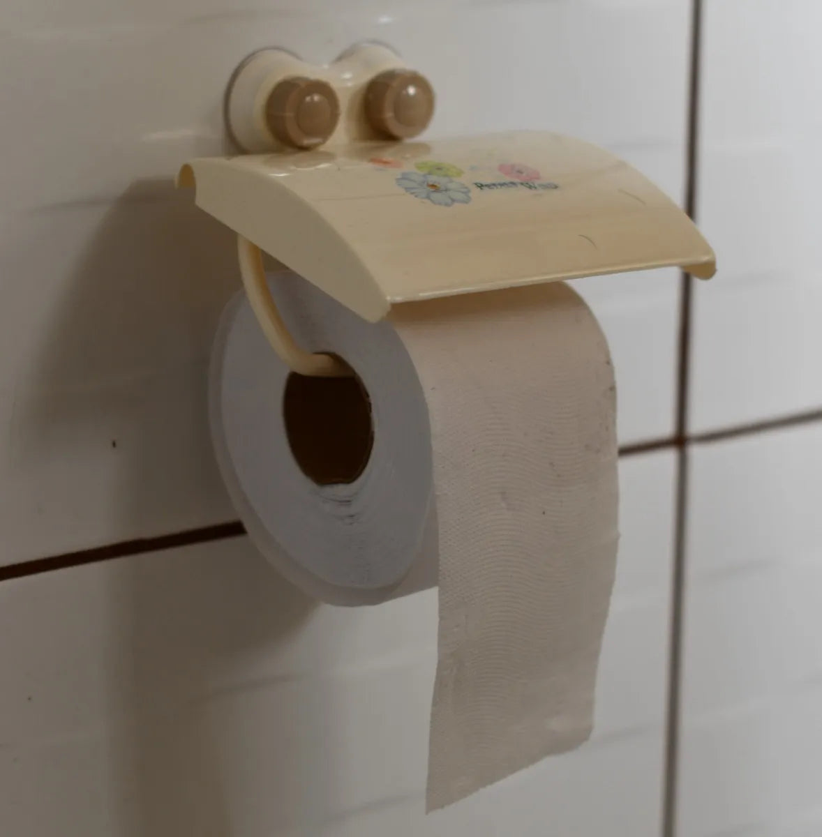 Porta Papel Higiénico Adhesivo con Tapa Decorativa